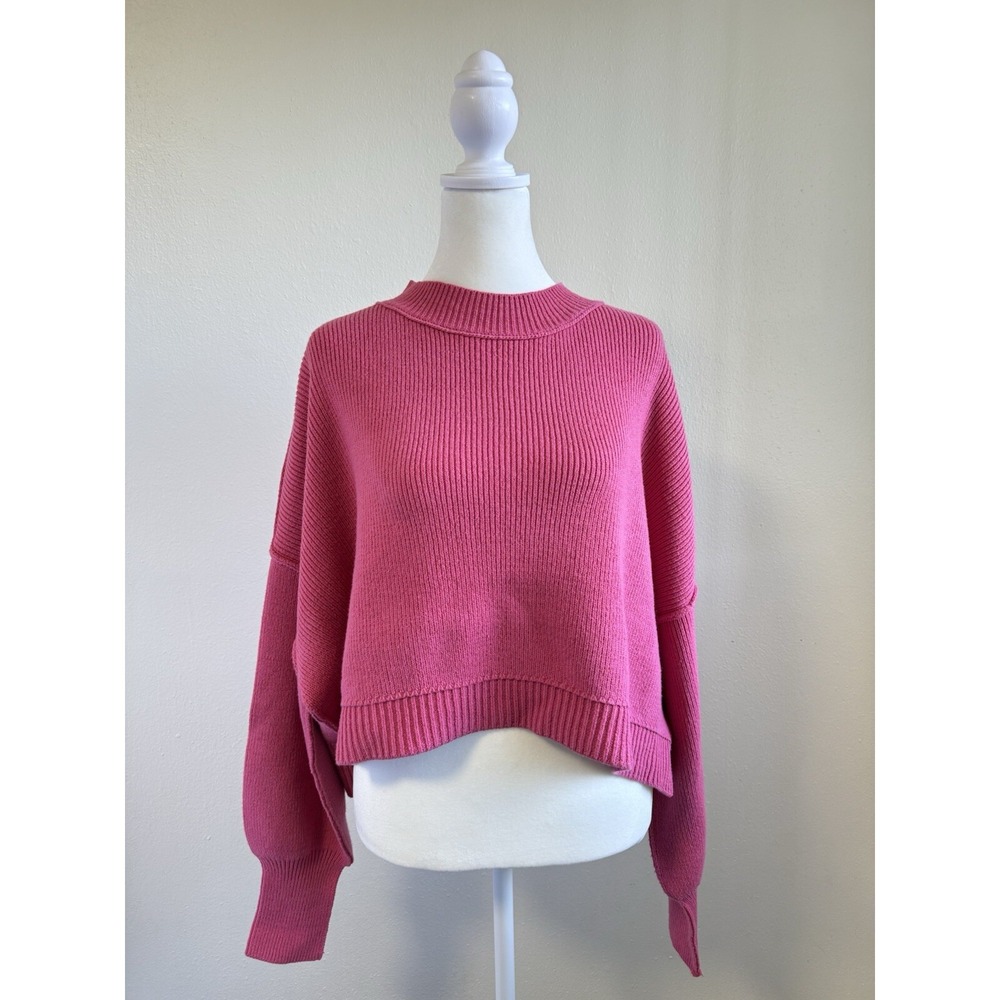 Free People Street Crop Pullover Sweater‎ Mock Neckline Pink Color Size Small